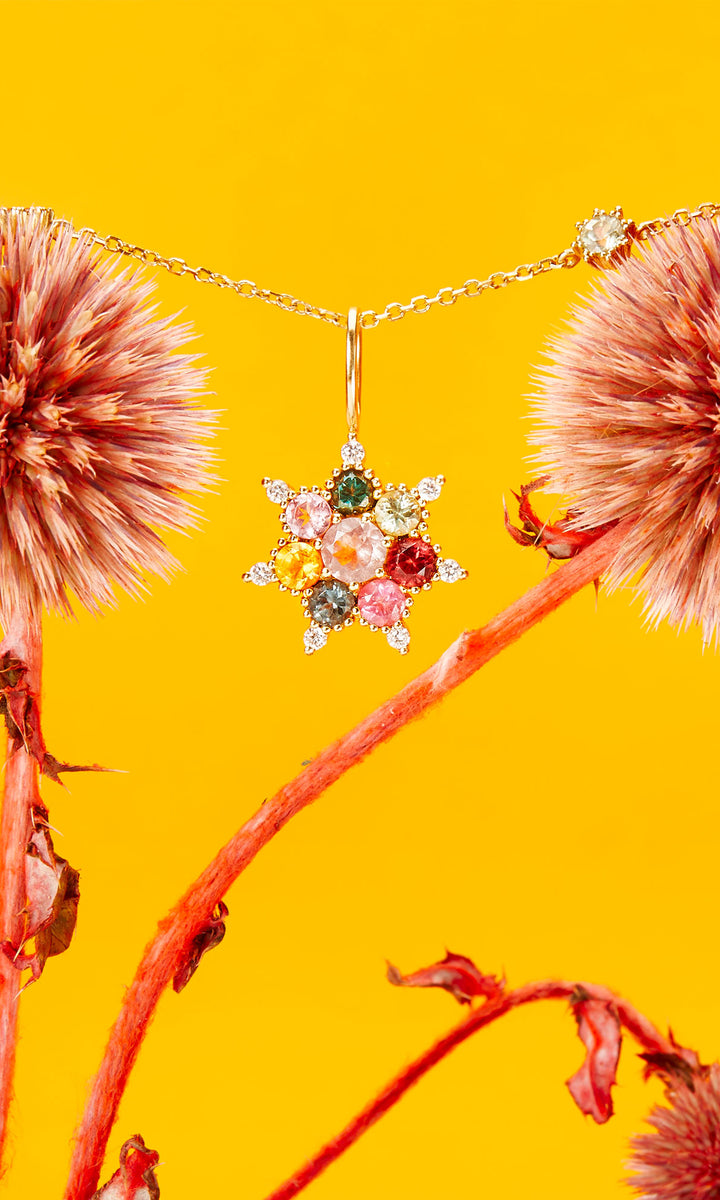 Rosa MAitea pendentifs éthqiue en or recyclé 18 carats, diamants recyclés et pierres traçables